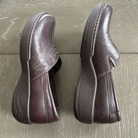 Dansko Women’s Abigail Brown Leather Slip On Clogs Nursing Comfort Shoes Size 38 - Picture 5 of 12